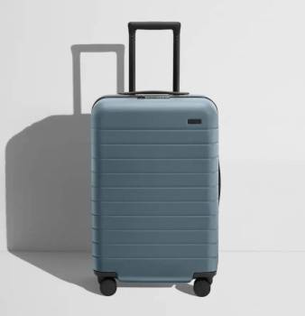 AWAY - The Bigger Carry-On Flex