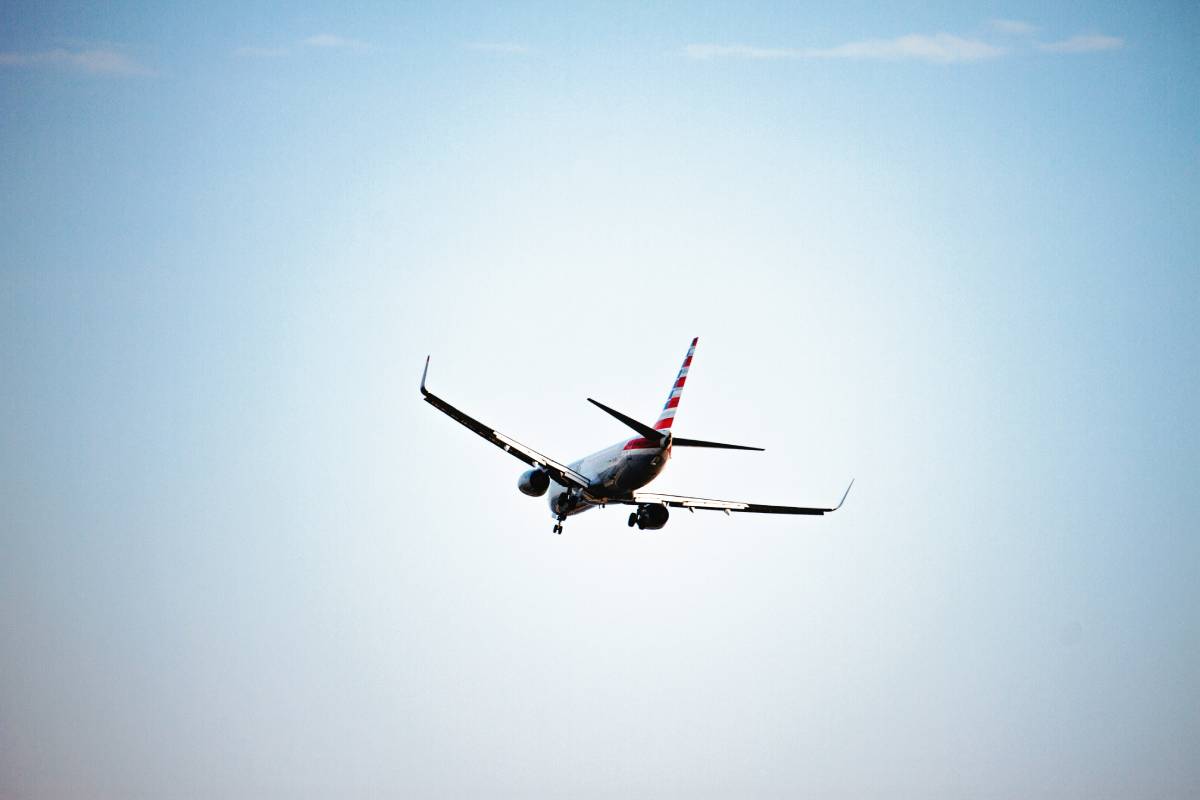 United vs American Airlines: Which Is Better? 3 On-Time Performance and Reliability